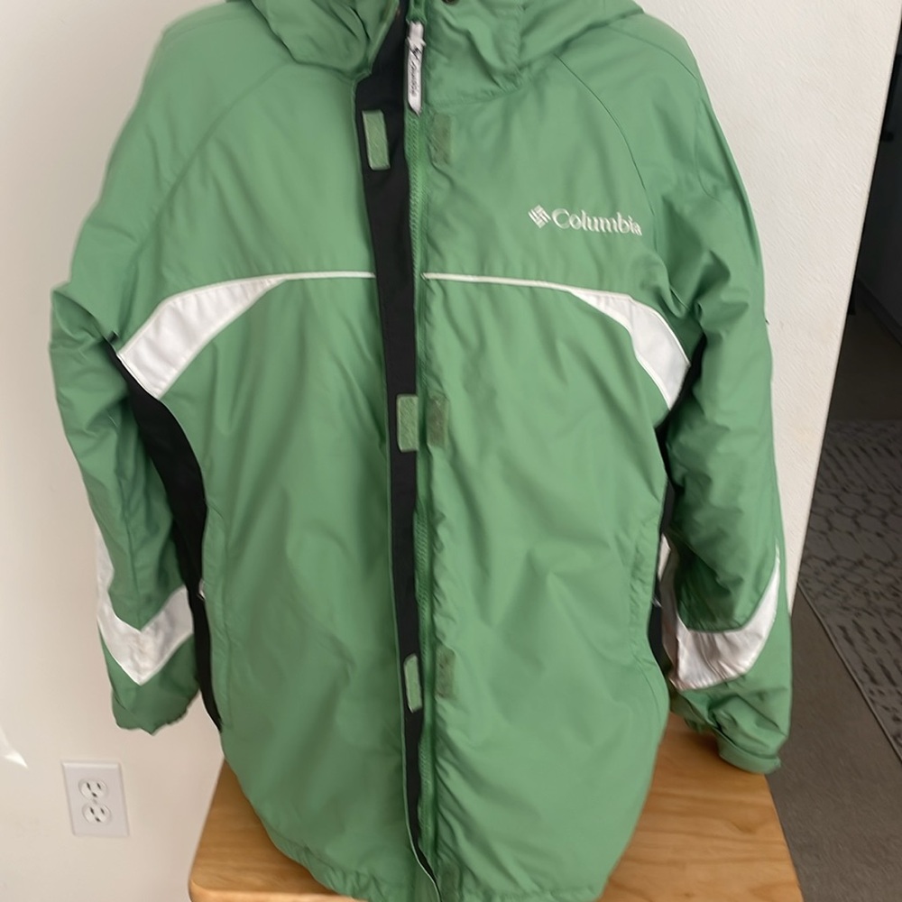 Columbia Green and White Jacket Size Medium - Picture 5 of 15